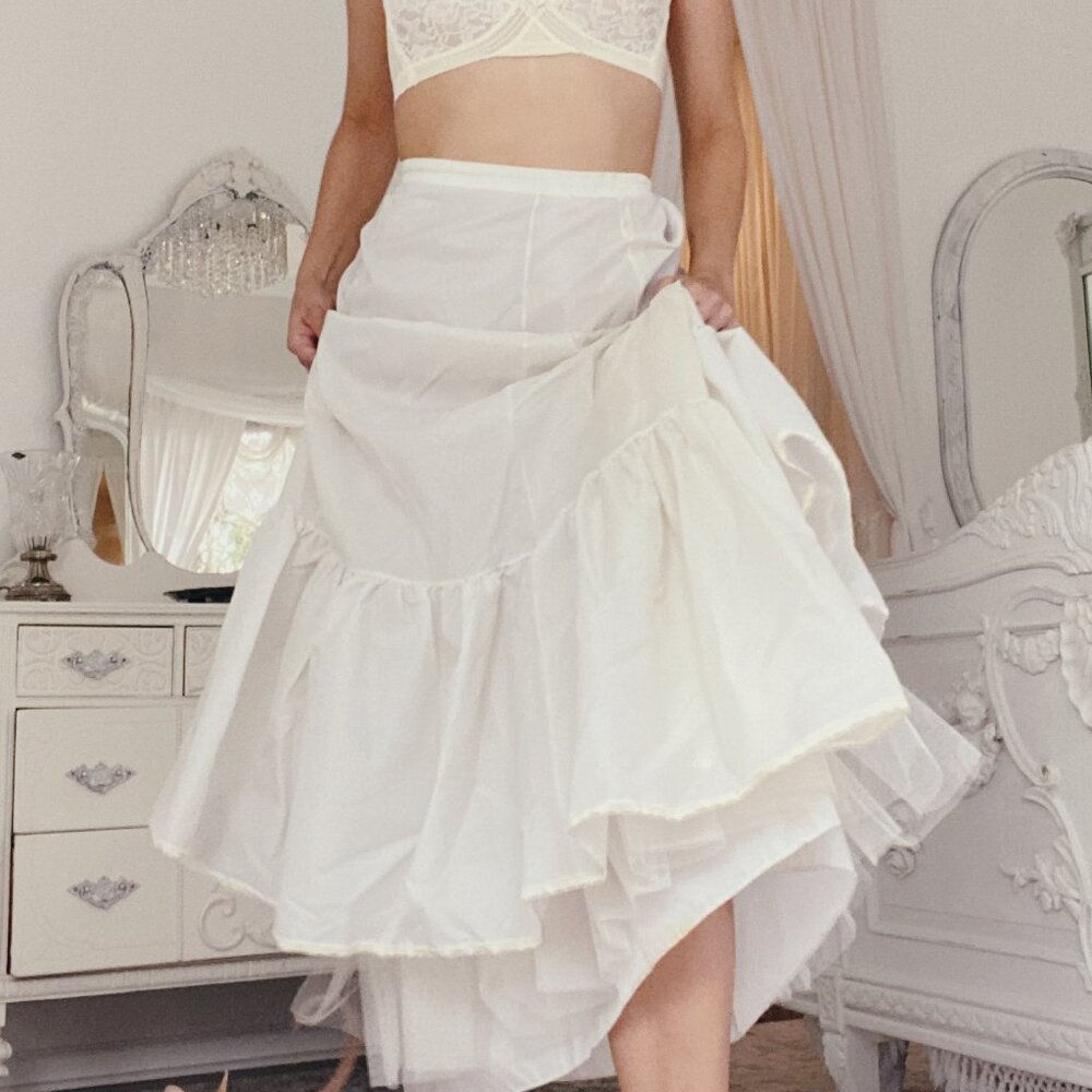 Vintage 1950's White Lace Crinoline Petticoat Ruffle High Waist Maxi Skirt - Picture 6 of 10